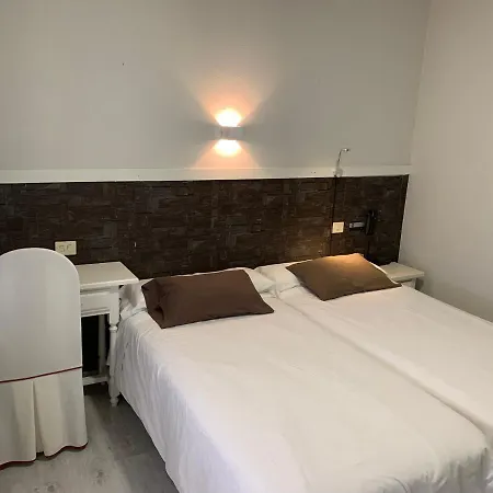 Hotel Olmos