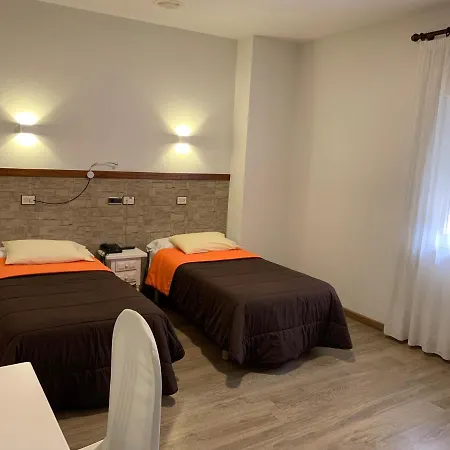 Hotel Olmos 2*