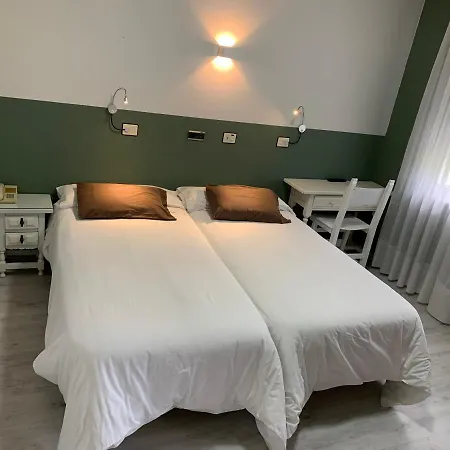 Olmos Ξενοδοχείο