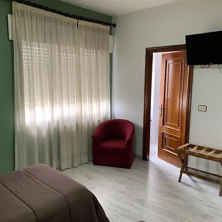 Olmos Hotel