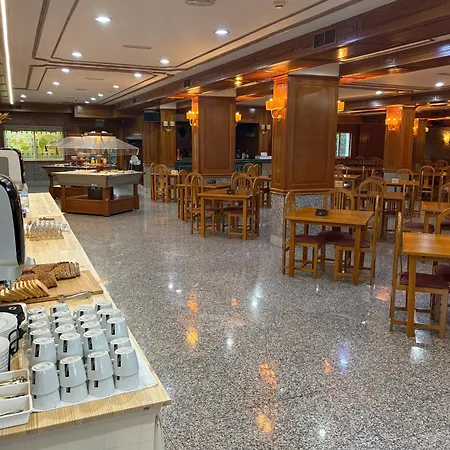 Hotel Olmos 2*