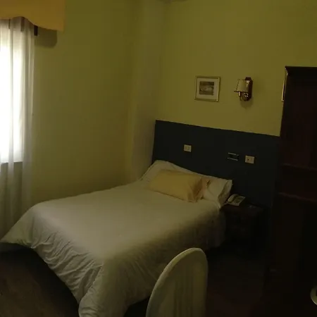 Hotel Olmos