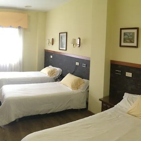 Ξενοδοχείο Olmos 2*