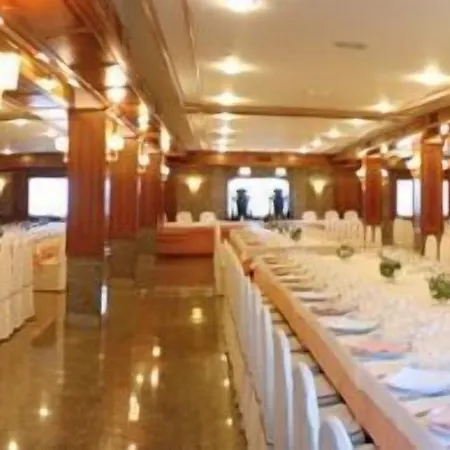 Olmos Hotel 2*