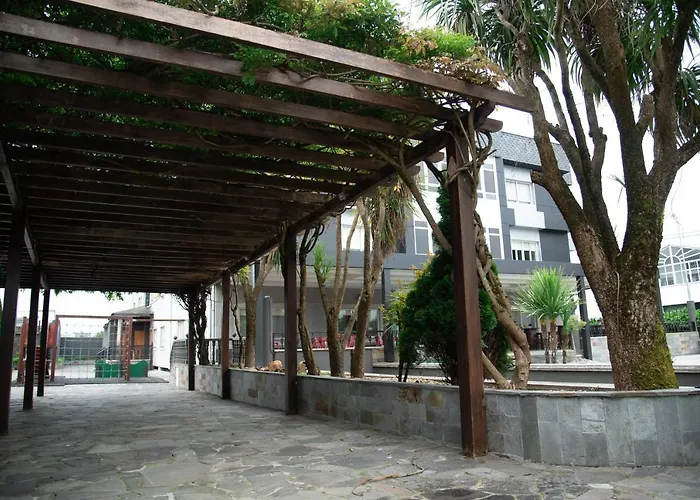 奥尔莫斯酒店 酒店