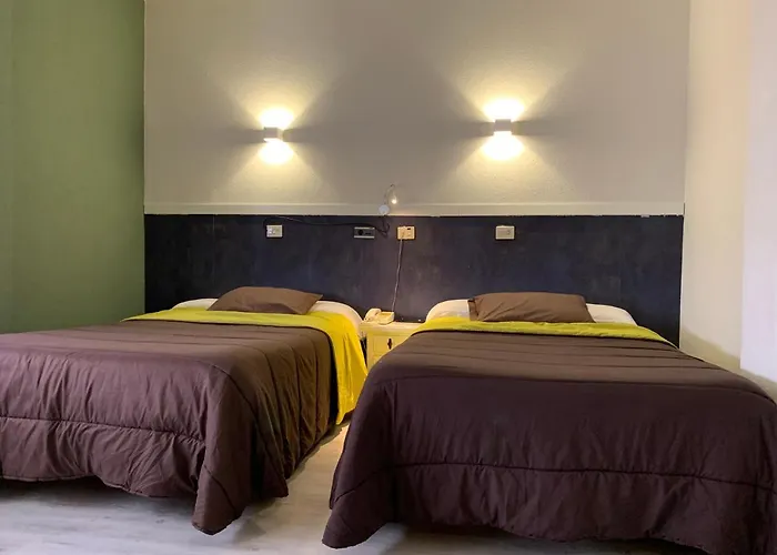 奥尔莫斯酒店 酒店