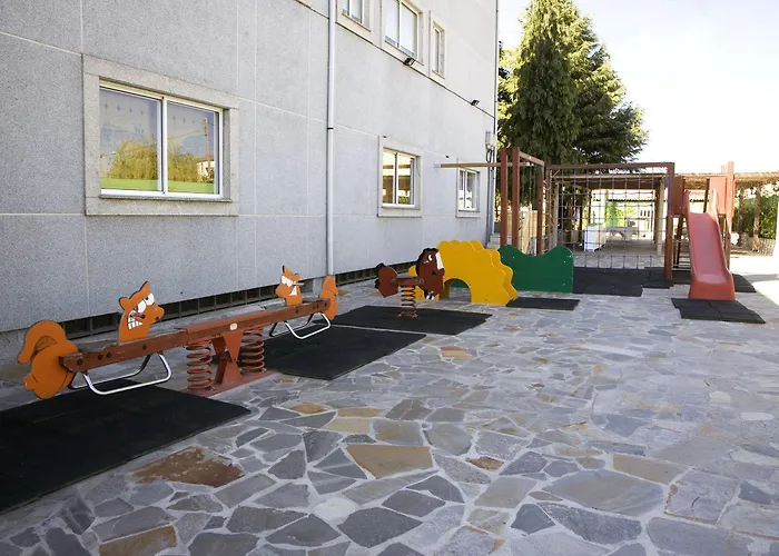 奥尔莫斯酒店 2*