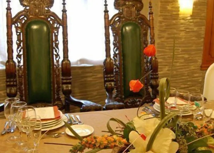 奥尔莫斯酒店 酒店 2*